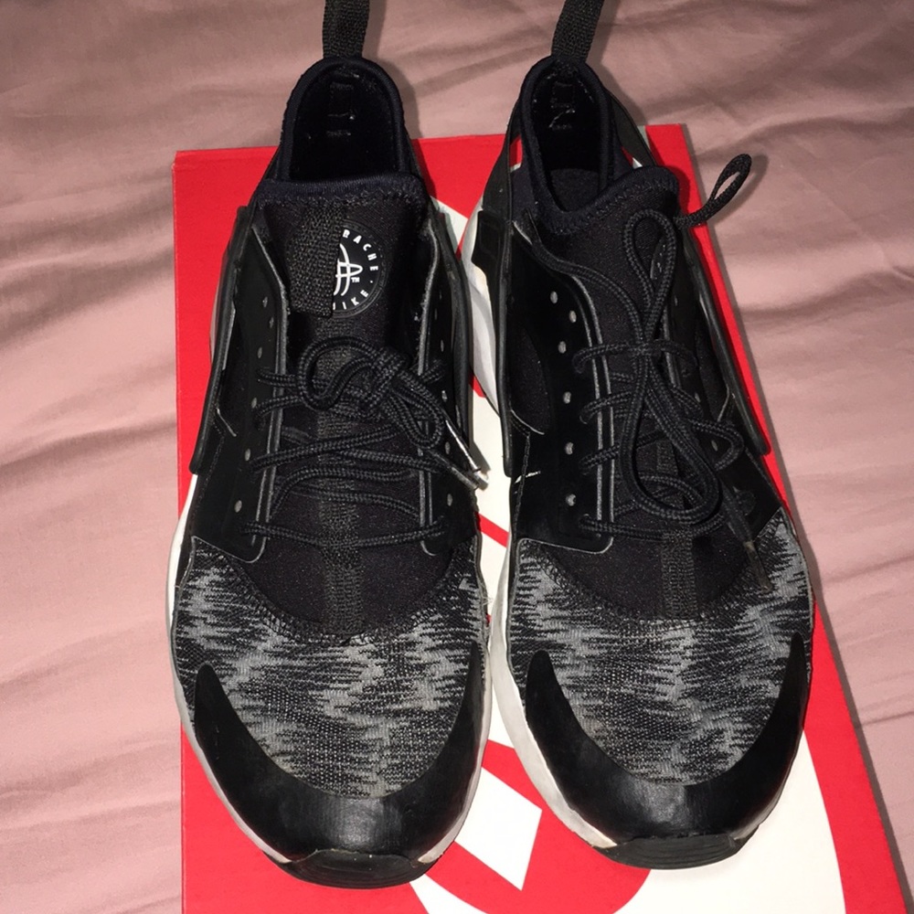 ❌SOLD❌ Nike Huaraches